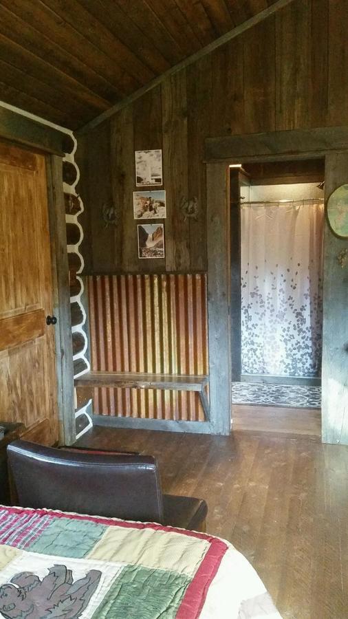 Creek Cabin Gardiner Ngoại thất bức ảnh